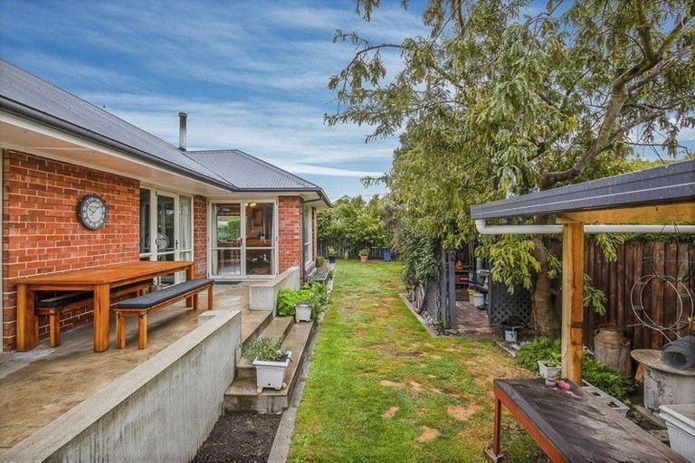 Photo of property in 6 Simeon Street, Somerfield, Christchurch, 8024