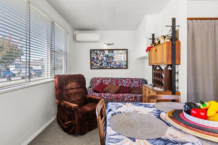 Photo of property in 27 Ward Crescent, Marewa, Napier, 4110