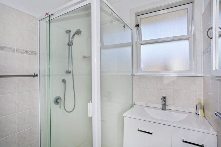 Photo of property in 25 Mcannalley Street, Manurewa East, Auckland, 2102