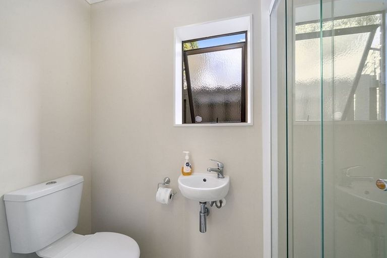 Photo of property in 5 Roman Close, Silverstream, Upper Hutt, 5019