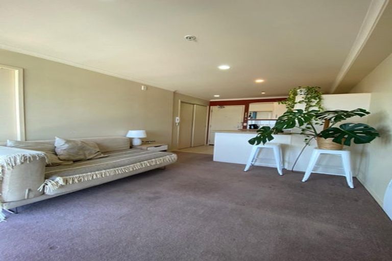 Photo of property in The Rennaissance, 11c/18 Ronwood Avenue, Manukau, Auckland, 2104