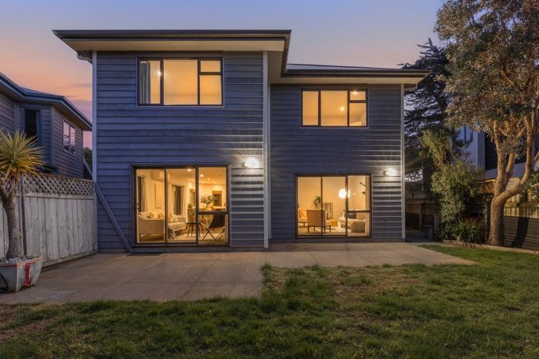 Photo of property in 2b Observatory Close, Whitby, Porirua, 5024