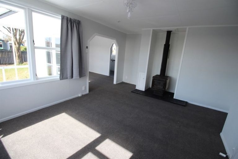 Photo of property in 22 Tarapunga Place, Tokoroa, 3420