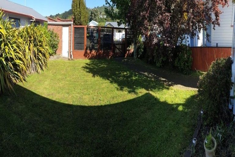 Photo of property in 16 Connolly Street, Boulcott, Lower Hutt, 5010