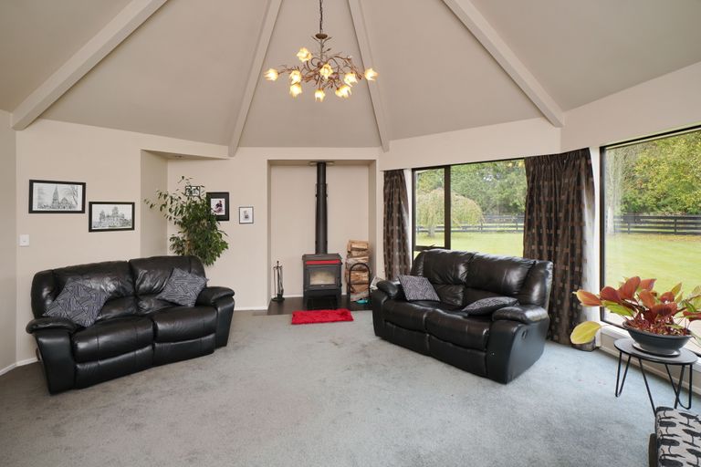 Photo of property in 617 Johns Road, Harewood, Christchurch, 8051