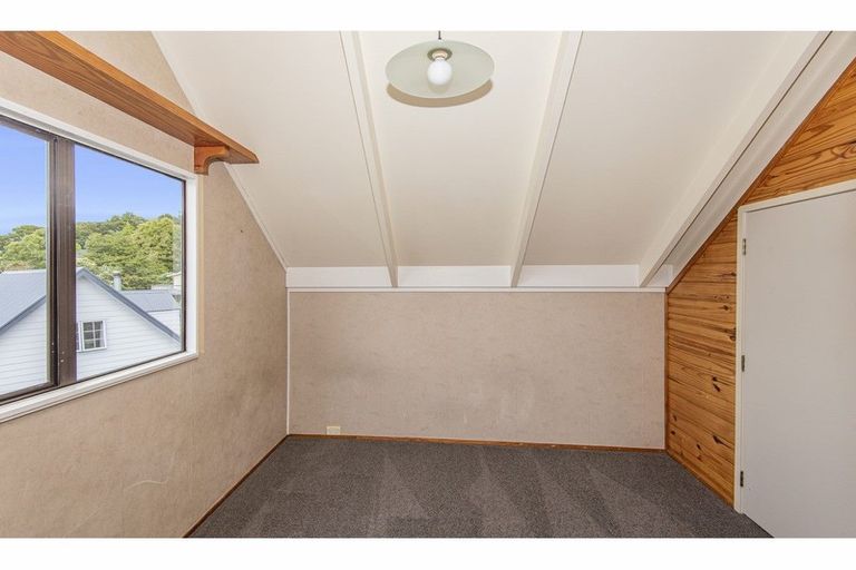 Photo of property in 8a Granfield Place, Te Kamo, Whangarei, 0112