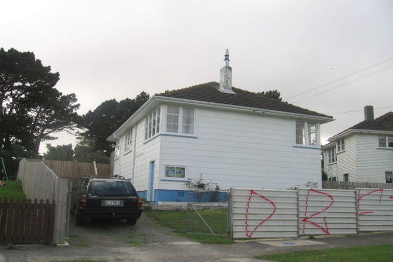 Photo of property in 75 Mckillop Street, Ranui, Porirua, 5024