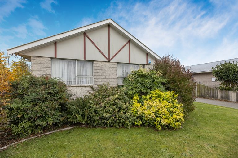 Photo of property in 67 Trevor Street, Hornby, Christchurch, 8042