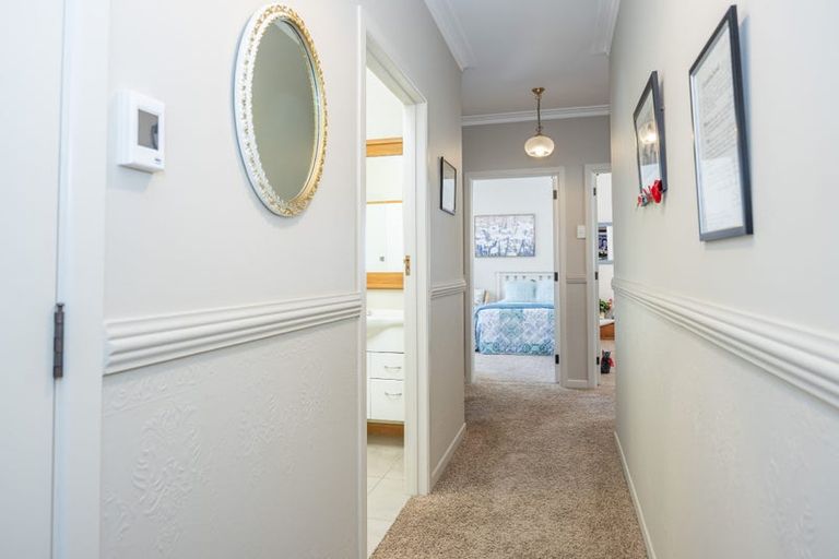 Photo of property in 361 Bank Street, Te Awamutu, 3800