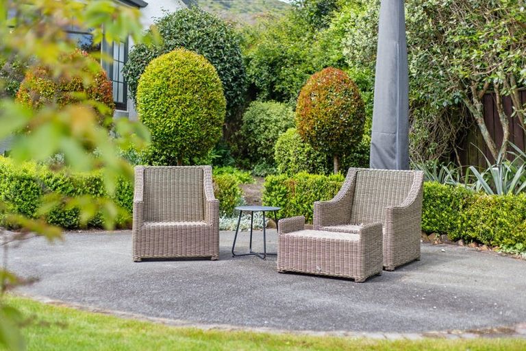 Photo of property in 18 Huia Street, Waikanae, 5036