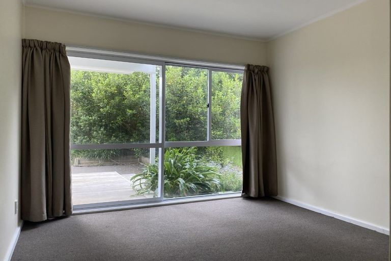 Photo of property in 95 Farmer Crescent, Taita, Lower Hutt, 5011