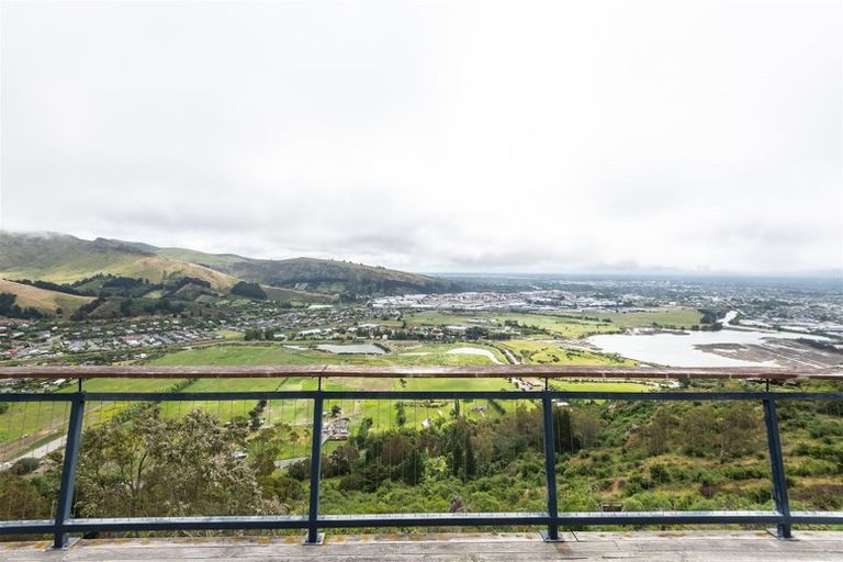 Photo of property in 184 Major Hornbrook Road, Mount Pleasant, Christchurch, 8081