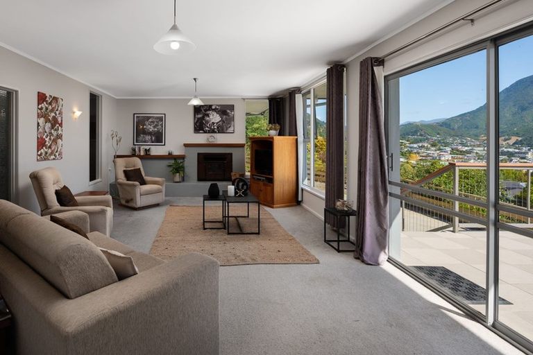 Photo of property in 25 Suffolk Street, Picton, 7220