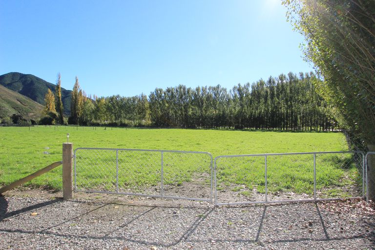 Photo of property in 83 Waikakaho Road, Tuamarina, Blenheim, 7273