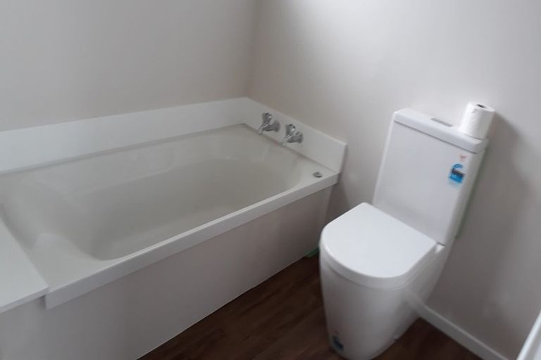 Photo of property in 9a Mossburn Grove, Kelson, Lower Hutt, 5010