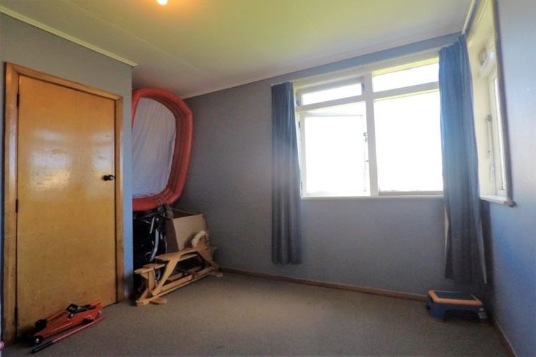 Photo of property in 16 Forth Street, Levin, 5510