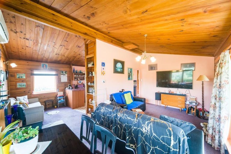 Photo of property in 2 Dalrymple Place, Marton, 4710