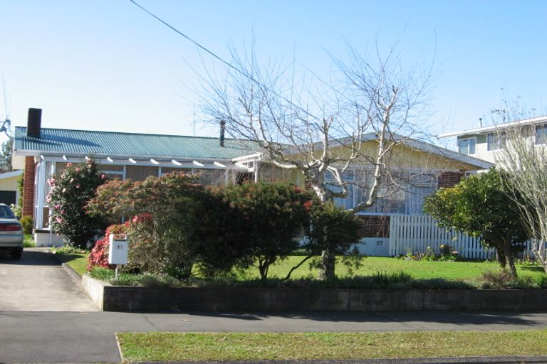 Photo of property in 14 Regent Street, Silverdale, Hamilton, 3216