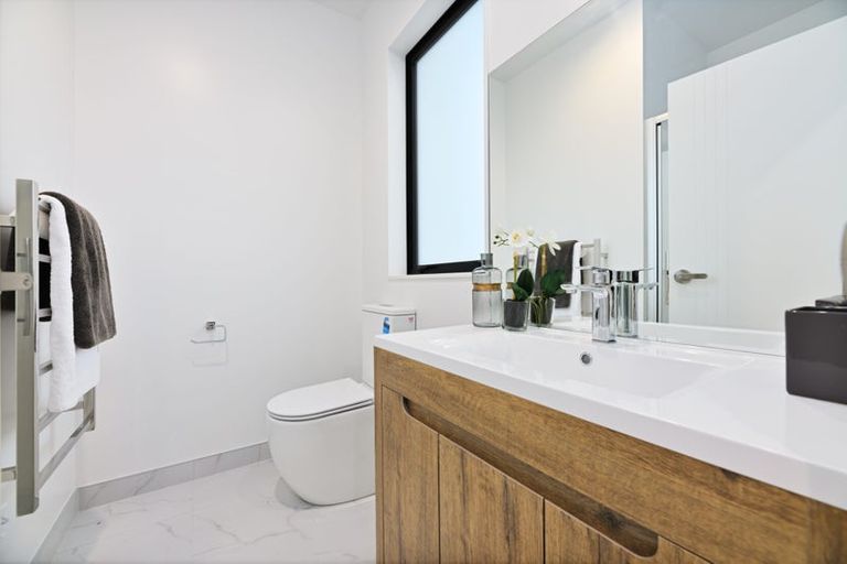 Photo of property in 7/42 Woodside Road, Massey, Auckland, 0614