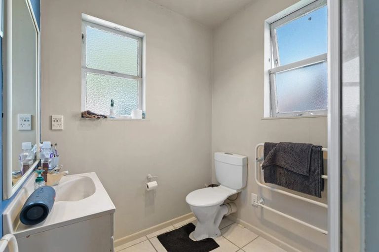 Photo of property in 94 Forest Lake Road, Forest Lake, Hamilton, 3200