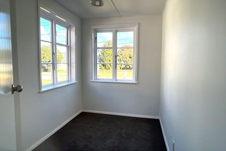 Photo of property in 110 Reynolds Street, Taita, Lower Hutt, 5011