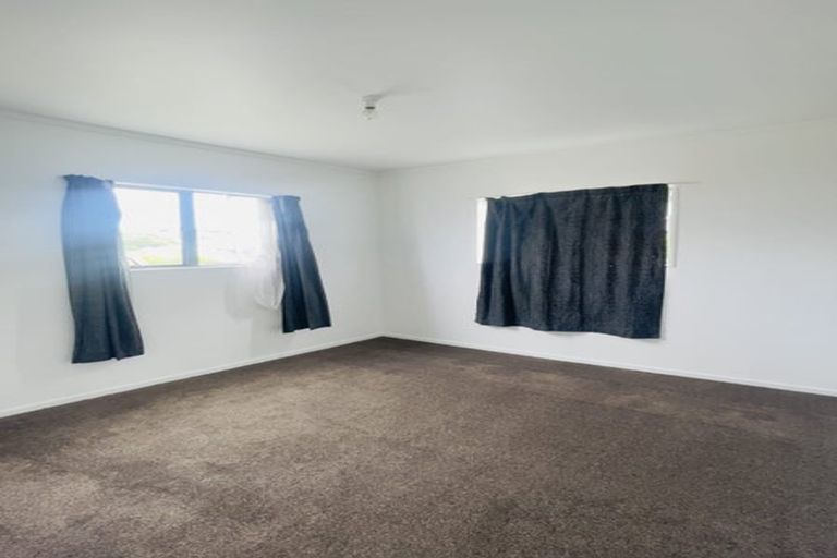 Photo of property in 16 Oratu Place, Manurewa, Auckland, 2102