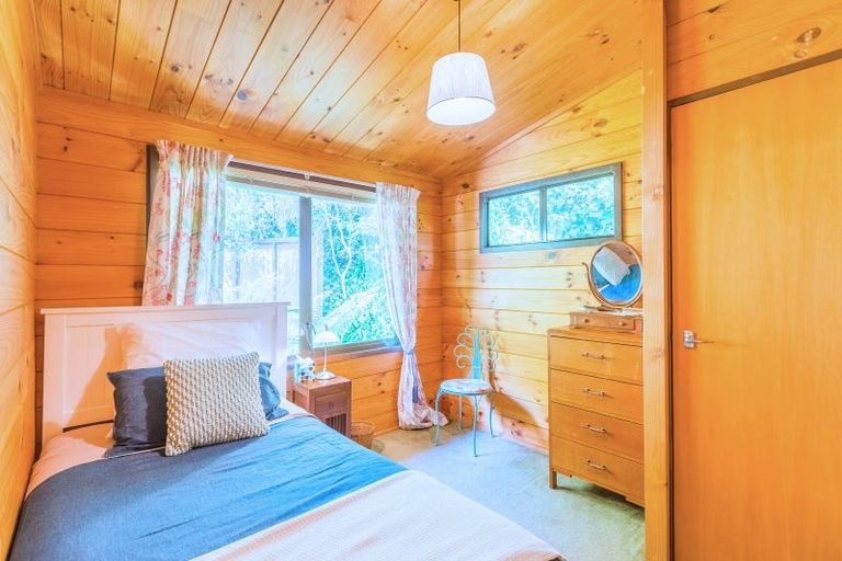 Photo of property in 33 Leeward Drive, Whitby, Porirua, 5024