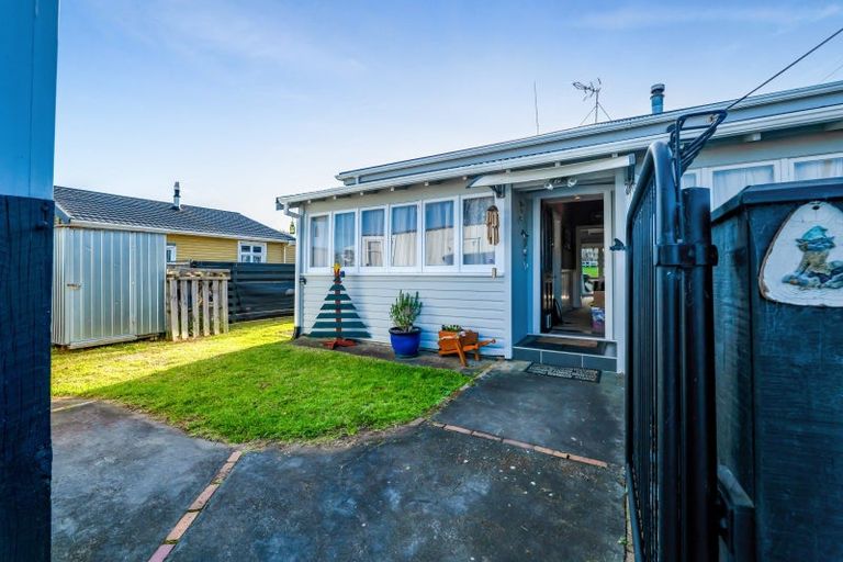 Photo of property in 78 Ngamotu Road, Spotswood, New Plymouth, 4310