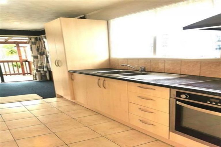 Photo of property in 10 Zelda Avenue, Clover Park, Auckland, 2023