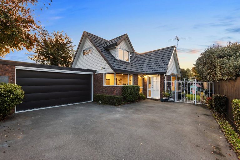 Photo of property in 2/8 Galway Avenue, Bryndwr, Christchurch, 8052