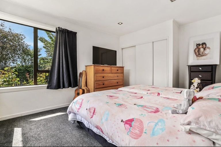 Photo of property in 6 Curletts Road, Sockburn, Christchurch, 8042