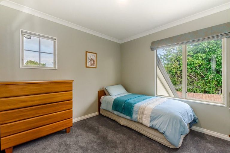 Photo of property in 80 Guildford Drive, Paraparaumu, 5032