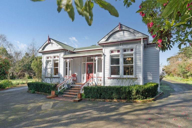 Photo of property in 96 Alfredton Road, Eketahuna, 4900