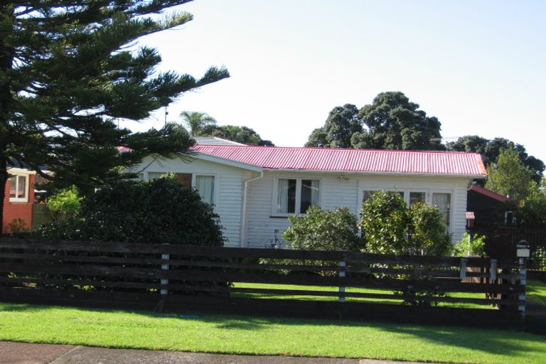 Photo of property in 5b Elizabeth Street, Orewa, 0931