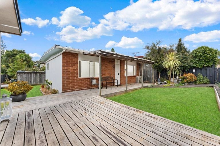 Photo of property in 4/83 Birkdale Road, Birkdale, Auckland, 0626