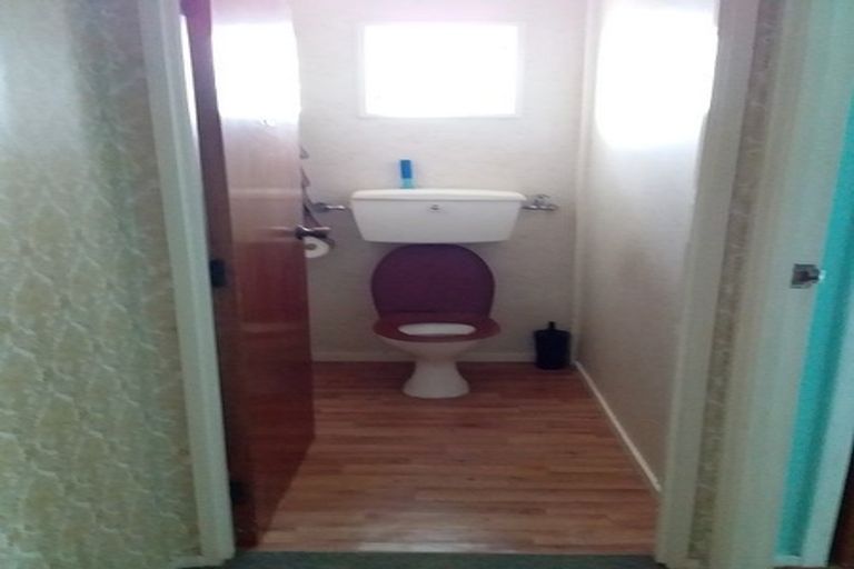 Photo of property in 32a Cornwall Street, Brooklands, New Plymouth, 4310