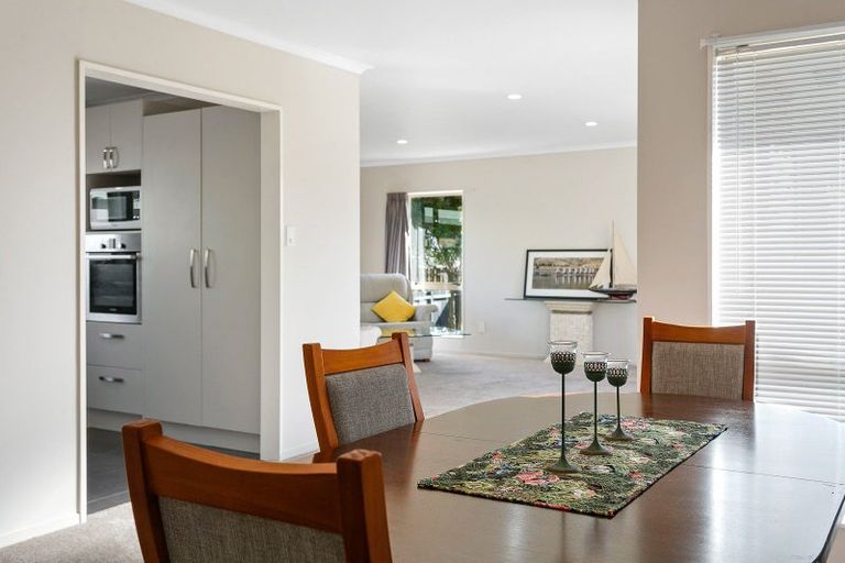 Photo of property in 3 Hilliard Place, Leamington, Cambridge, 3432