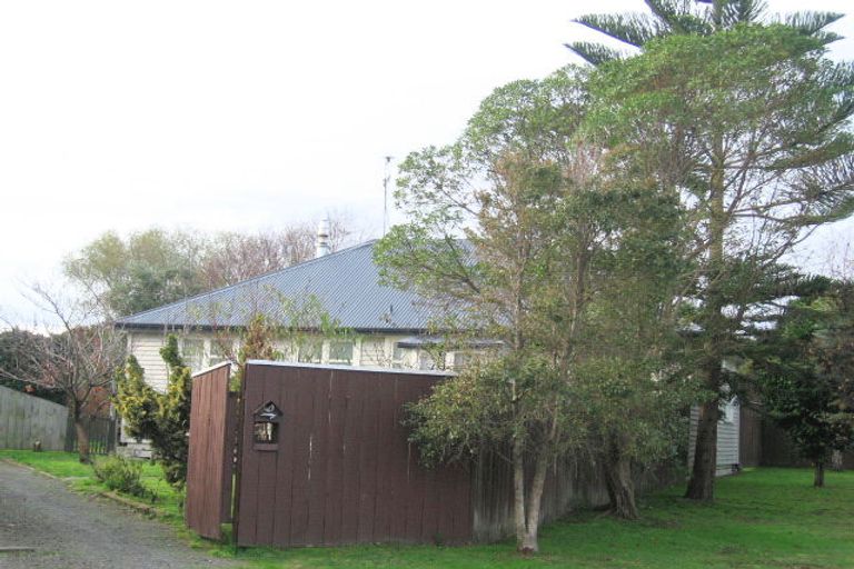 Photo of property in 3 Rodney Grove, Paraparaumu, 5032