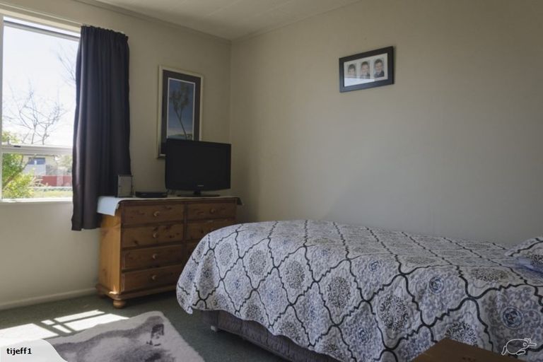 Photo of property in 20 Derby Street, Westport, 7825