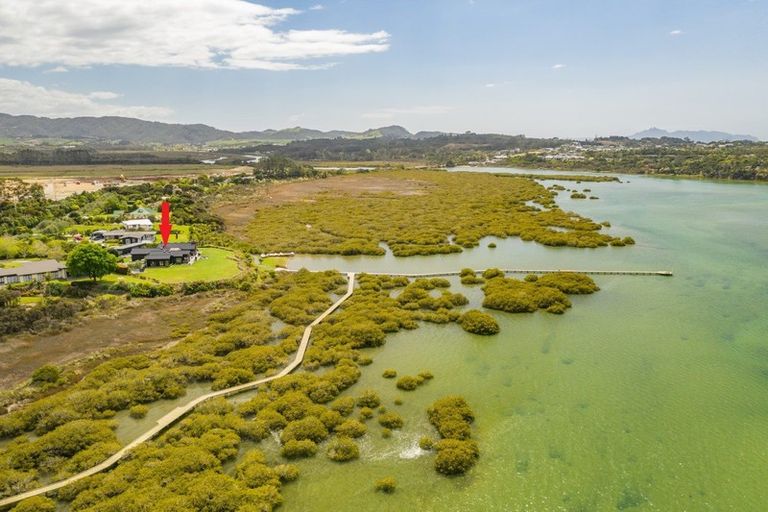 Photo of property in 68 Molesworth Drive, Mangawhai, 0505