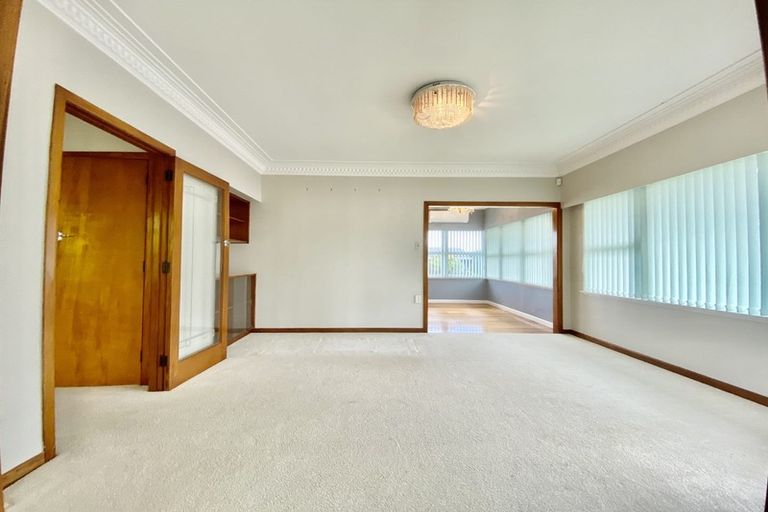 Photo of property in 55 Great South Road, Papatoetoe, Auckland, 2025