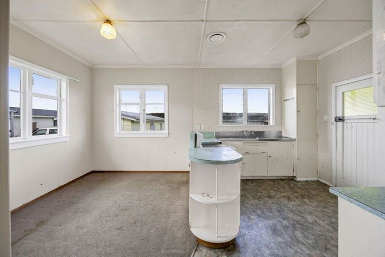 Photo of property in 78 Waihi Road, Hawera, 4610