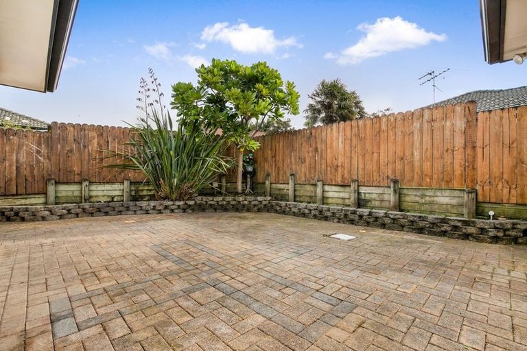 Photo of property in 4 Senator Drive, Manurewa, Auckland, 2105