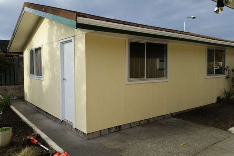 Photo of property in 53 Wynyard Crescent, Tamatea, Napier, 4112