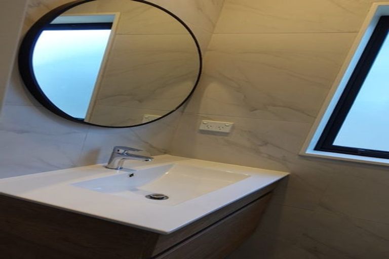 Photo of property in 7 Tumu Road, Papakura, 2110