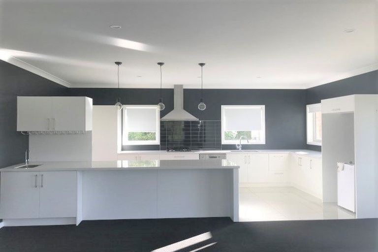 Photo of property in 35 Dayna Avenue, Ohauiti, Tauranga, 3112