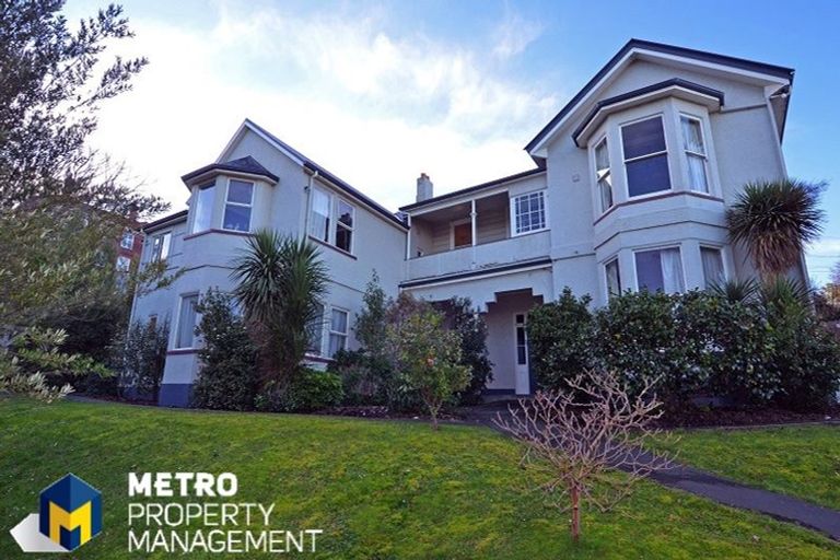 Photo of property in 6 Heriot Row, Dunedin Central, Dunedin, 9016