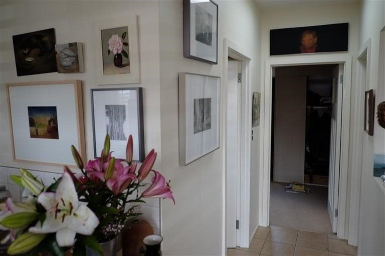 Photo of property in 287 Marine Parade, Napier South, Napier, 4110