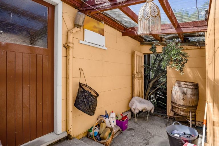 Photo of property in 68 Domett Street, Opunake, 4616