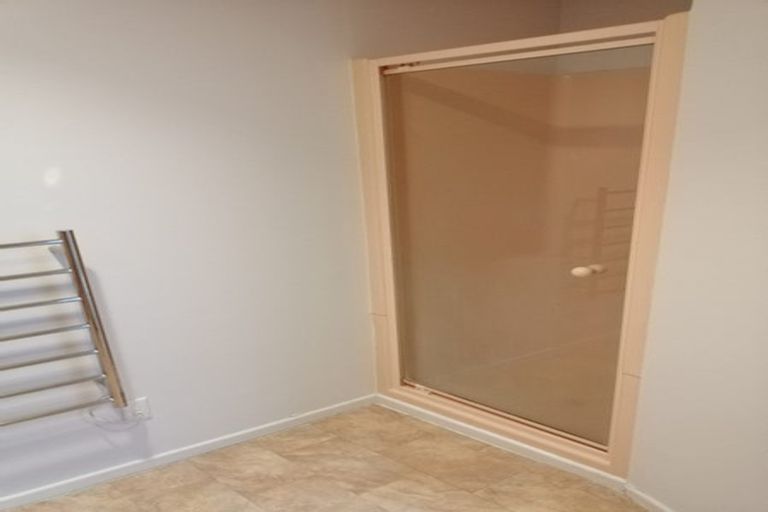 Photo of property in 24 Montclair Rise, Browns Bay, Auckland, 0630